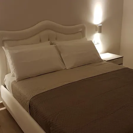 B&B Pompeii Rooms Alojamento de Acomodação e Pequeno-almoço Pompeia