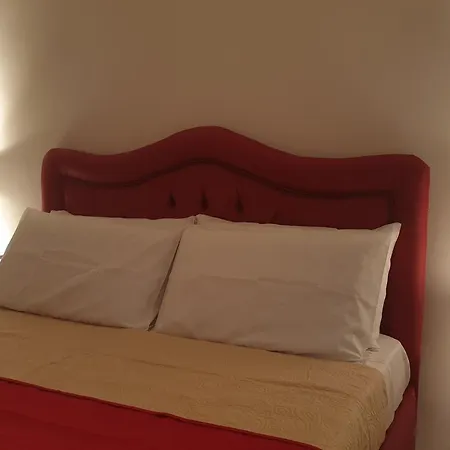 Alojamento de Acomodação e Pequeno-almoço B&B Pompeii Rooms