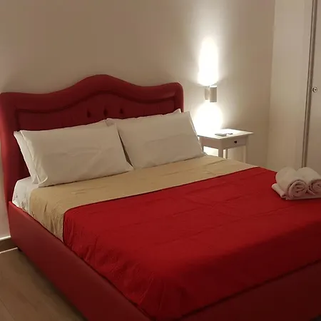 B&B Pompeii Rooms לינה וארוחת בוקר פומפיי